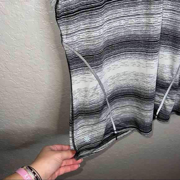 BNWOT Athleta Athletic Striped Workout Top Short Sleeve - Picture 5 of 8